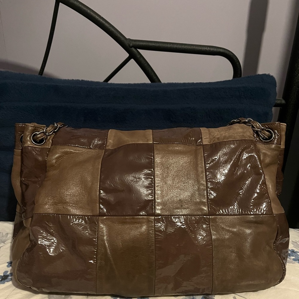 CHANEL BROOKLYN ACCORDION FLAP BAG - Picture 3 of 17